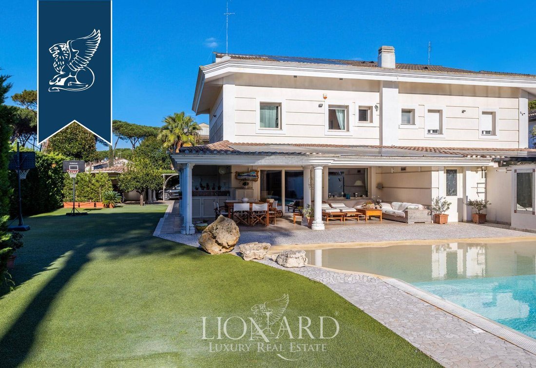 Villa in Infernetto, Rome, Lazio 4 - 13745211