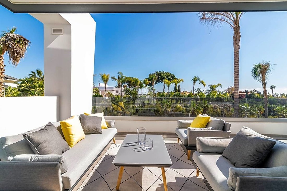 Penthouse in Bel-Air, Estepona, Andalusia 3 - 13746741