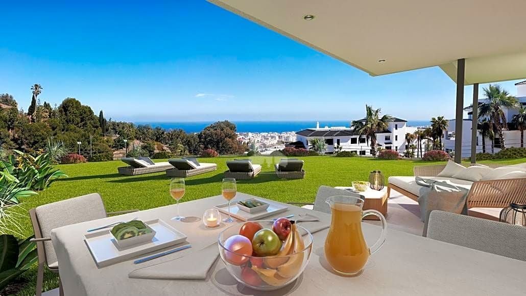Penthouse in Bel-Air, Estepona, Andalusia 2 - 13746741