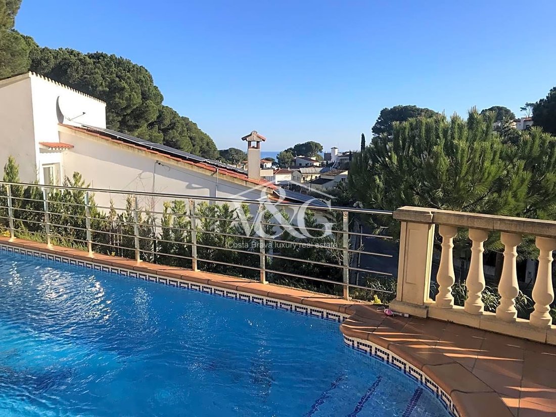 Villa in Pals, Catalonia, Spain 5 - 13746577