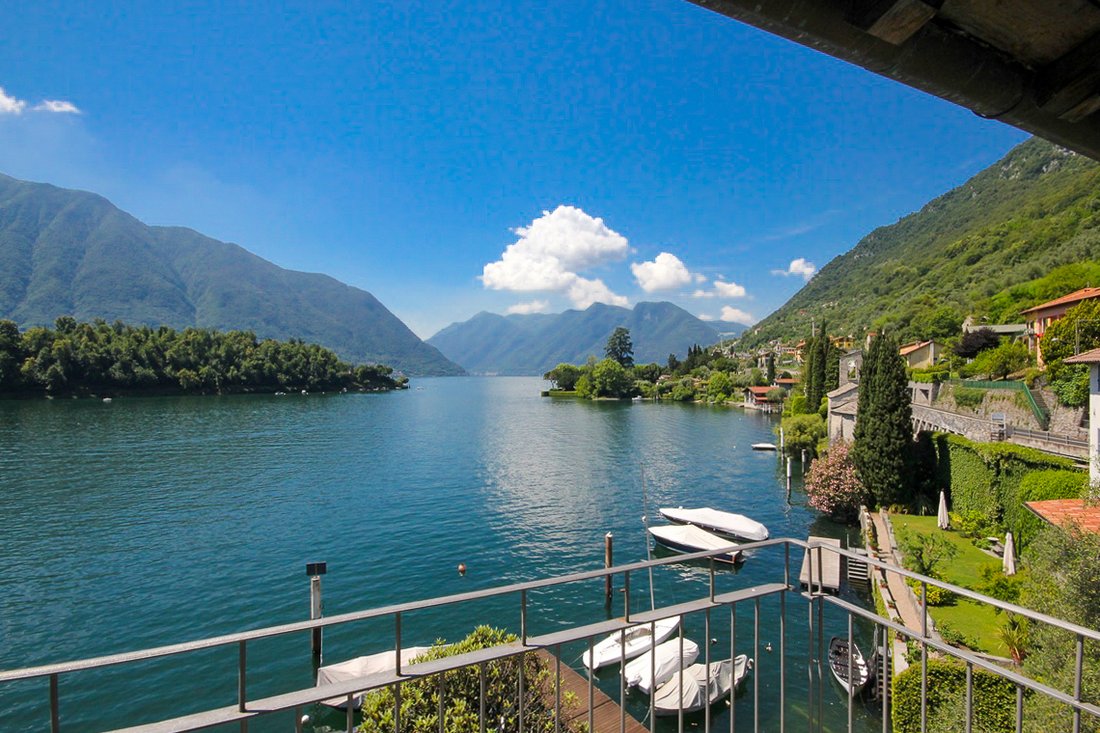 Apartment in Ossuccio, Lombardy, Italy 1 - 13748272