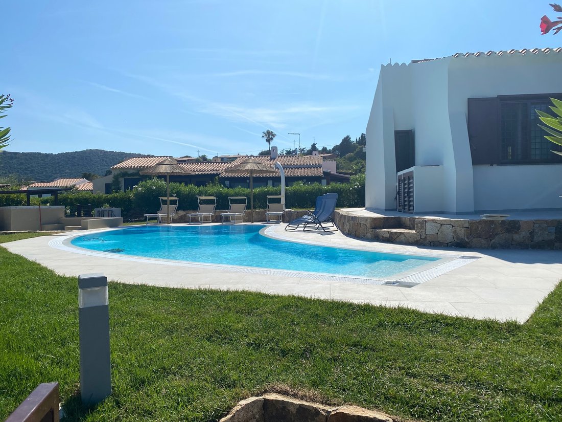 Villa in Baia Sant'Anna, Sardinia, Italy 1 - 13753221