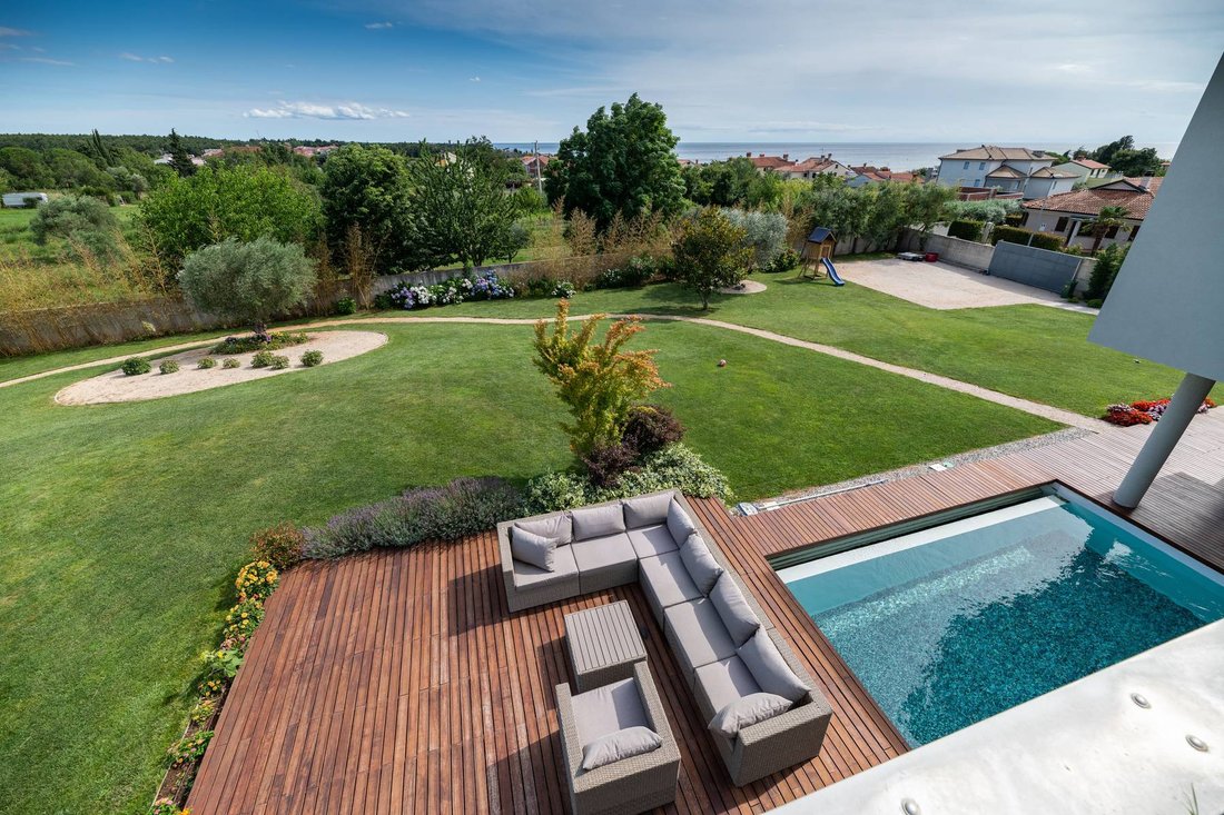 Villa in Umag, Istria County, Croatia 1 - 12623111