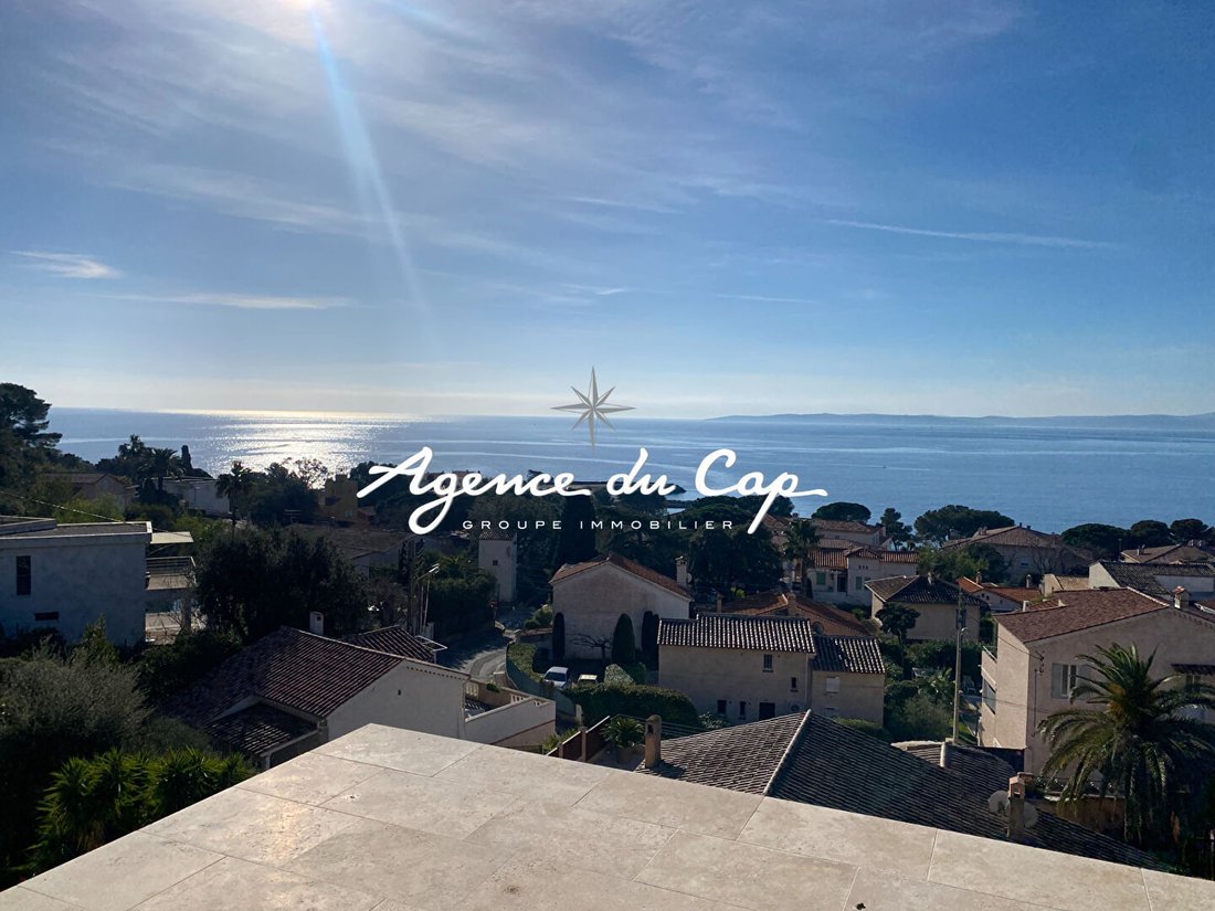 Villa in Les Issambres, Roquebrune-sur-Argens, France 5 - 12257601