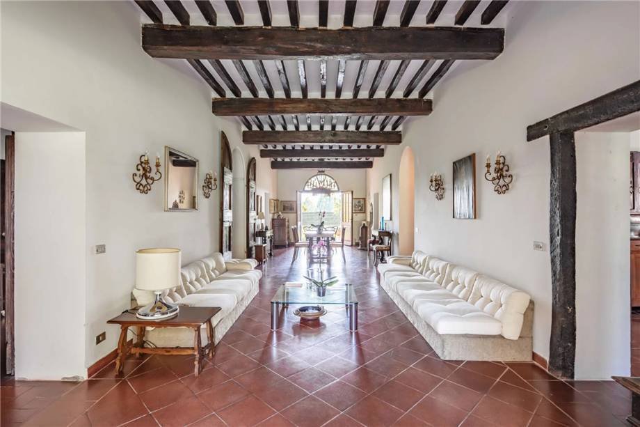 Country House in Northern Fractions, Cento, Emilia-Romagna 5 - 13753745