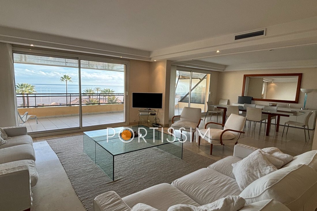 Apartment in Saint-Laurent-du-Var, Provence-Alpes-Côte d'Azur, France 2 - 13749293