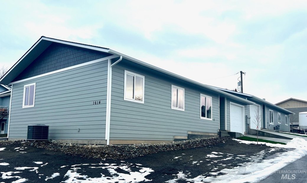 6 Bedrooms Duplex In Lewiston, Idaho, United States For Sale (13749038)