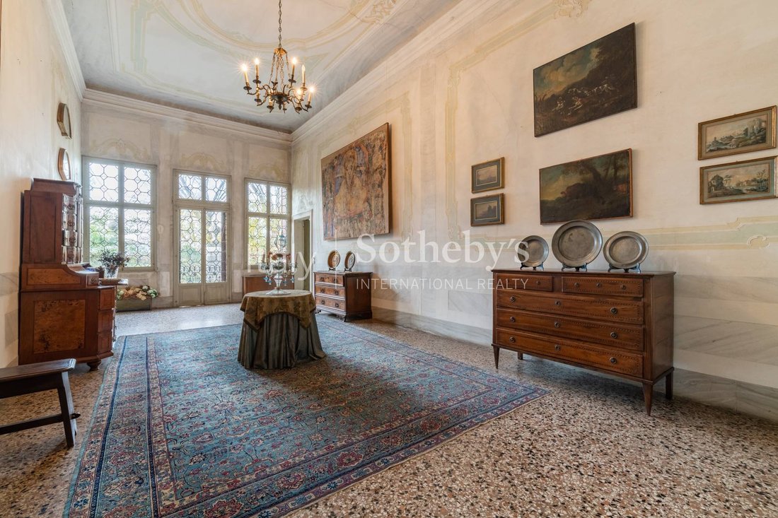 House in Brugine, Veneto, Italy 3 - 11734854