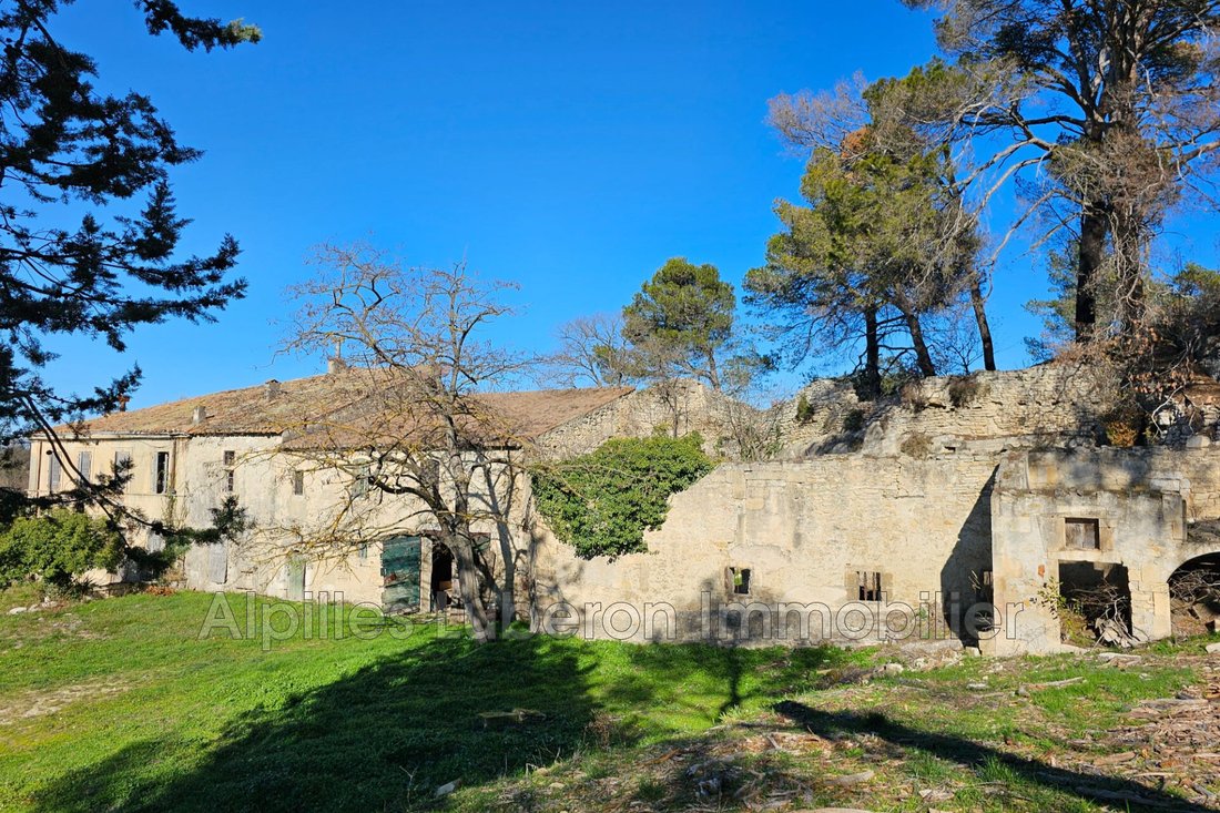 Villa in Saint-Rémy-de-Provence, Provence-Alpes-Côte d'Azur, France 2 - 12626769