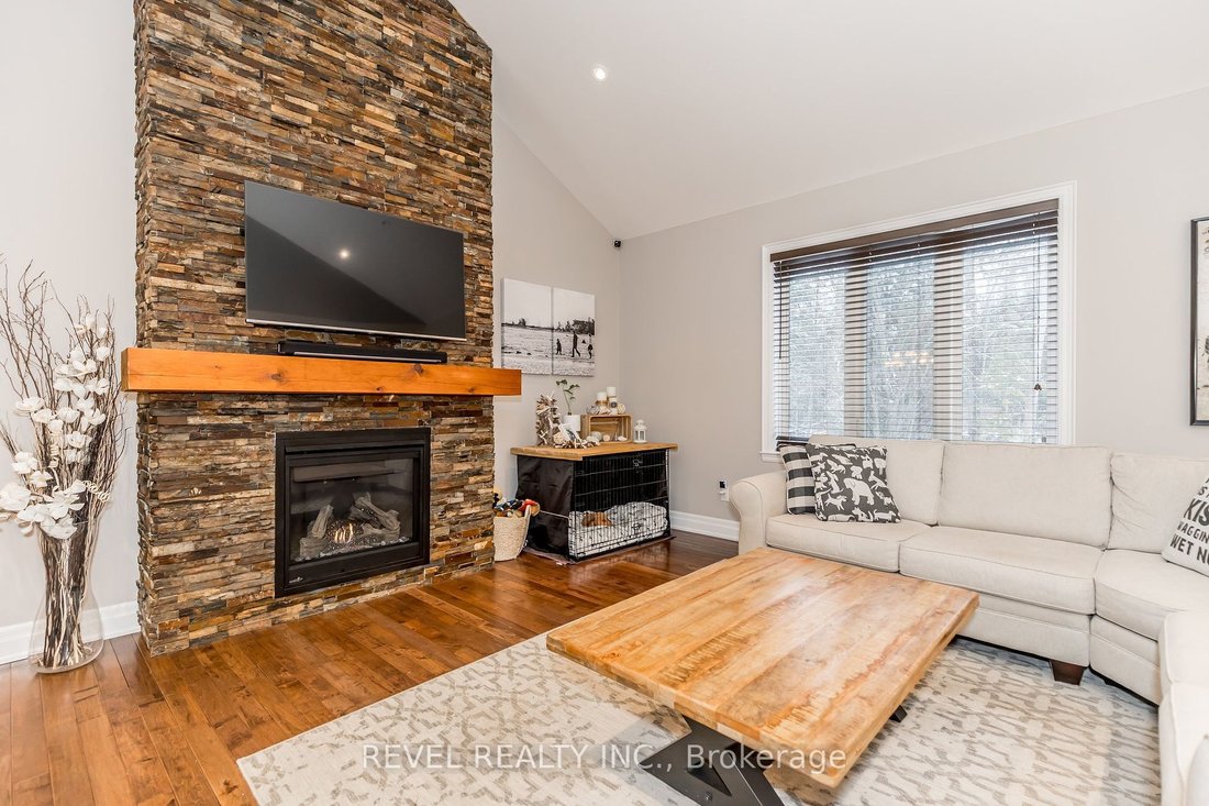 Stunning Ranch Bungalow In Ontario, Canada For Sale