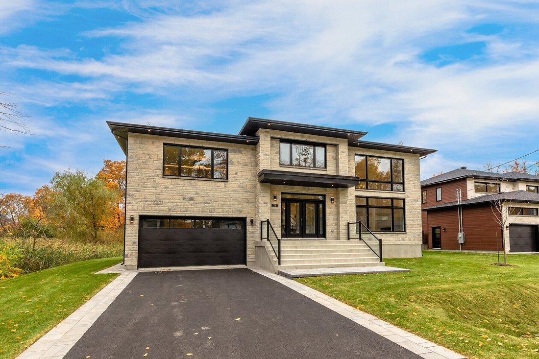 Notre Dame De L'île Perrot, In Notre Dame De L'île Perrot, Quebec