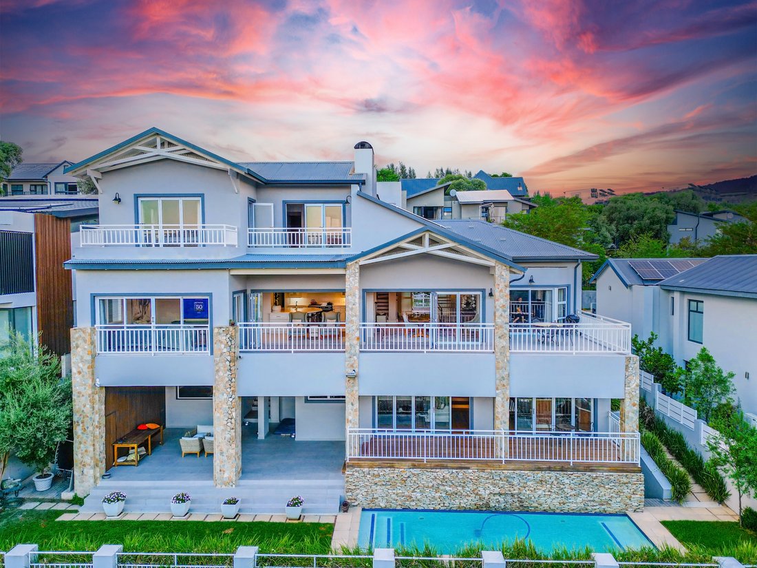 House in Beverley AH, Gauteng, South Africa 1 - 13749751