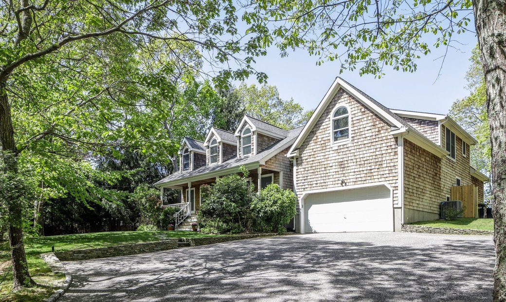 Fresh Look at House Water Mill In Southampton New York United States For