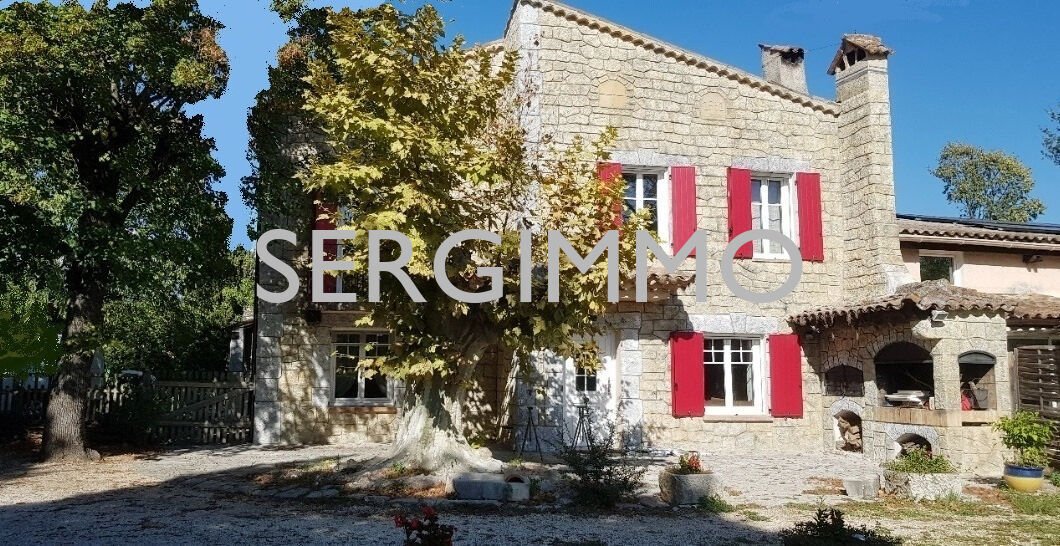Villa in Fayence, Provence-Alpes-Côte d'Azur, France 1 - 13756172