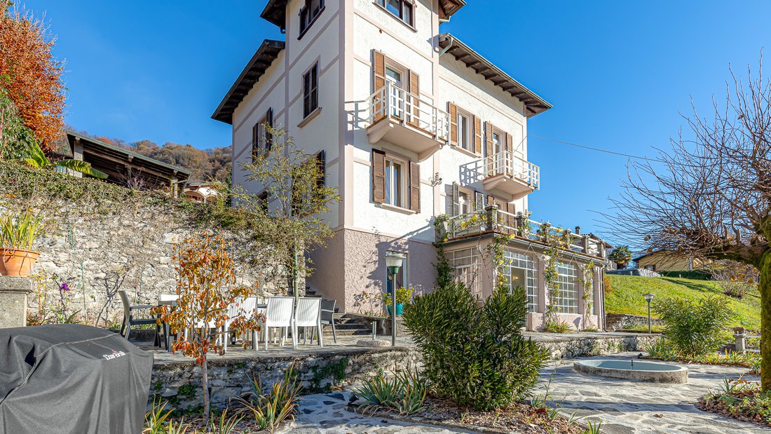 Villa in Dizzasco, Lombardy, Italy 4 - 13758965
