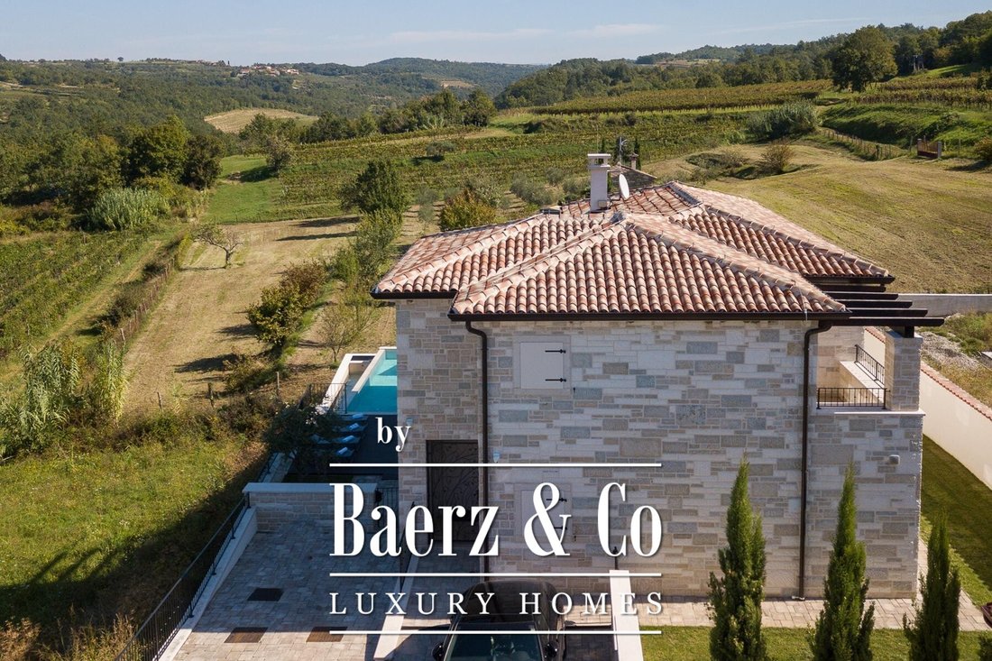 Villa in Momjan, Istria County, Croatia 4 - 13758134