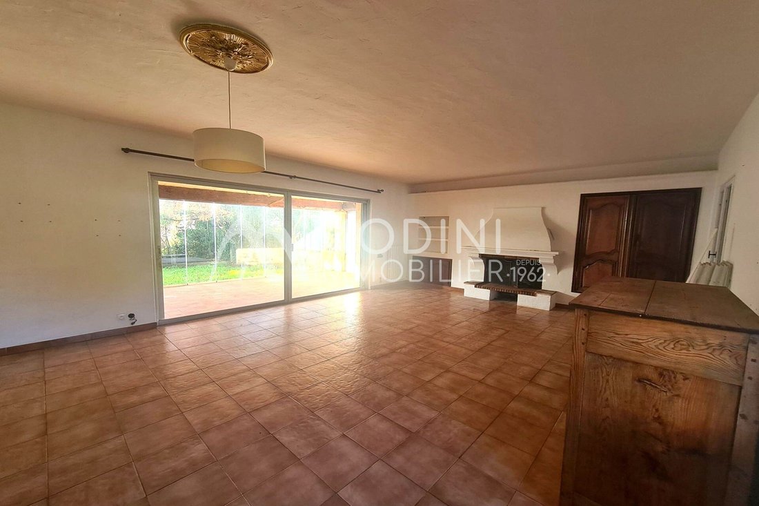 Villa in Ville-Les Saquedes-Le Bouillonnet, Sainte-Maxime, France 2 - 13759456