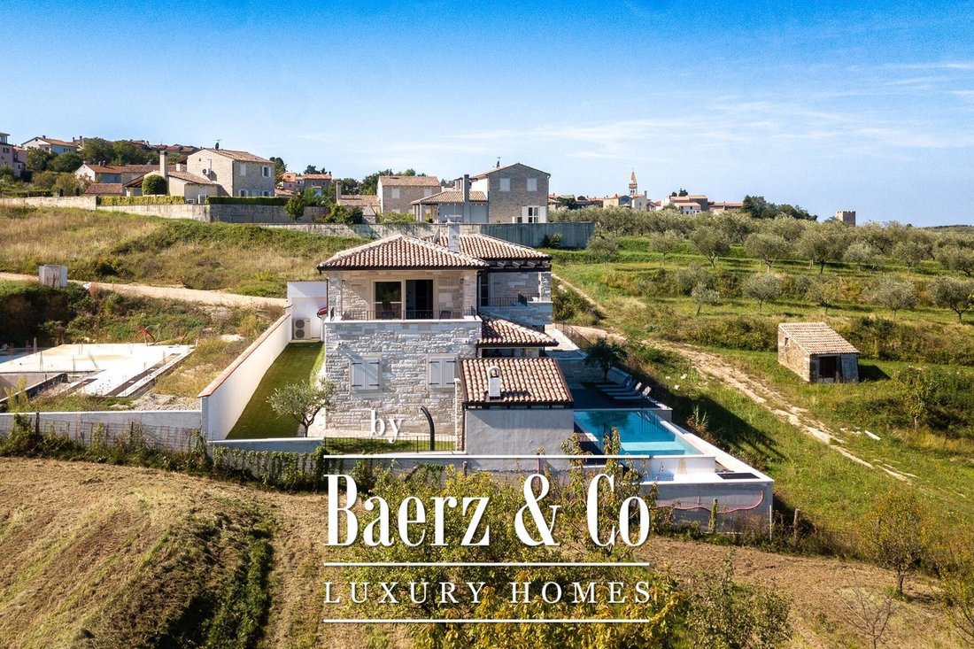 Villa in Momjan, Istria County, Croatia 3 - 13758134