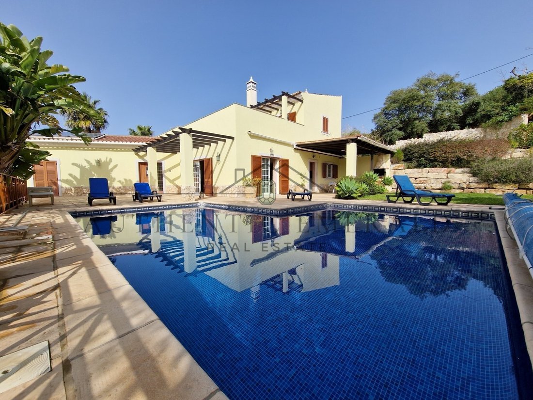 Villa in Estoi, Algarve, Portugal 1 - 13759243