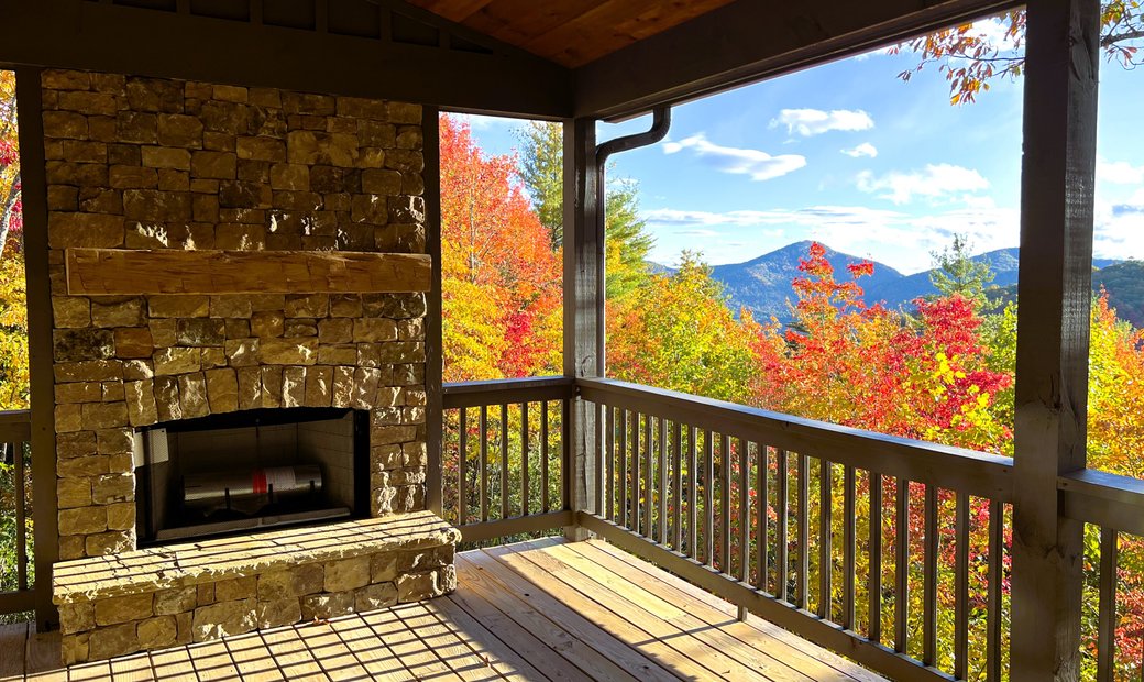 Newly Completed 4 Bedroom 4 5 In Cashiers North Carolina United   1040x620xc 