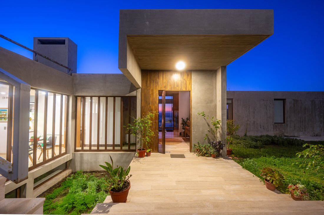 Modern House On The Waterfront. In Valparaíso, Chile For Sale (13763646)