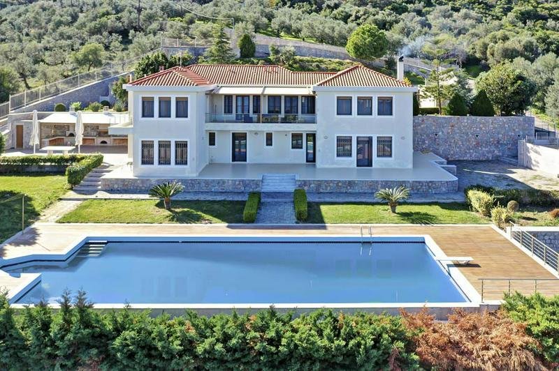 Spectacular Villa With A View In Ancient Epidaurus In Epidavros, Greece