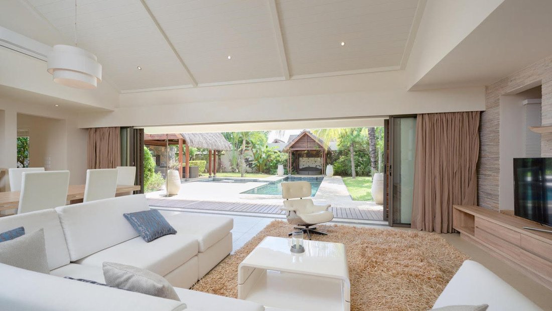 House in Grand Baie, Rivière du Rempart District, Mauritius 2 - 13764791