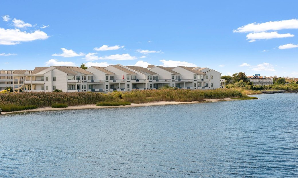 Top Floor Condo At Yardarm En Westhampton Beach, Nueva York, Estados