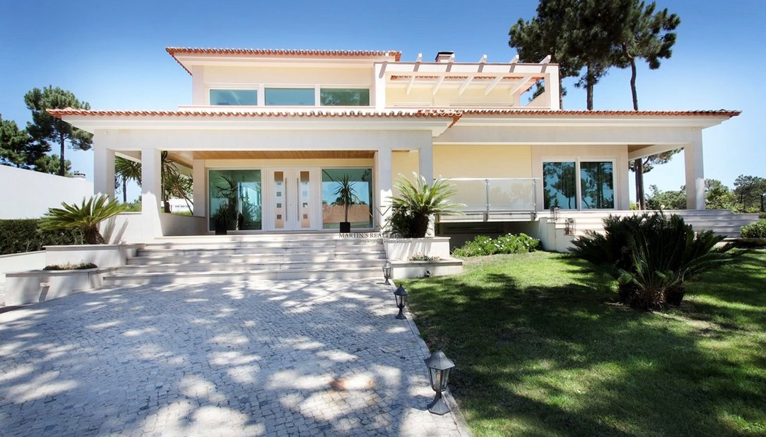 Villa in Aroeira, Charneca de Caparica und Sobreda, Portugal 1 - 13763779