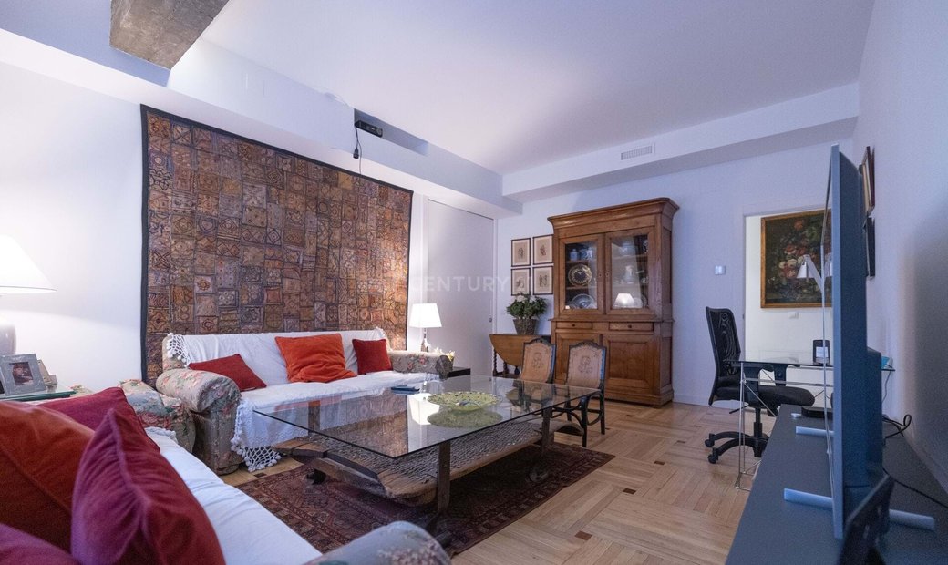 Excellent Property, All Exterior. In Chamberí, Community Of Madrid