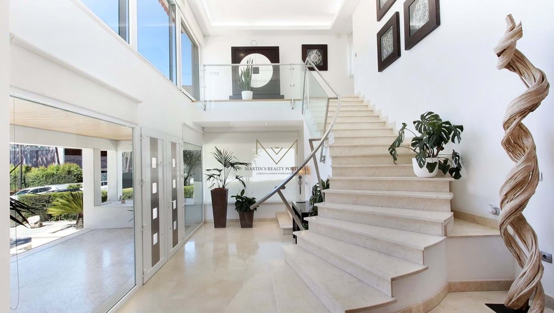 Villa in Aroeira, Charneca de Caparica und Sobreda, Portugal 2 - 13763779
