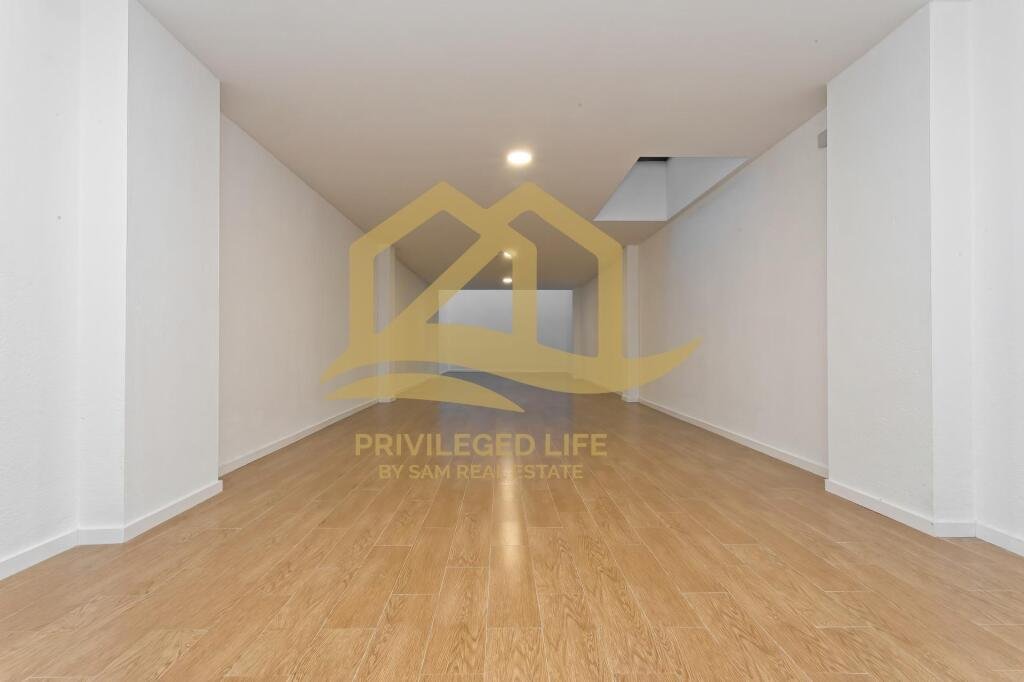 Apartment in Sarrià-Sant Gervasi, Barcelona, Spain 5 - 13605174