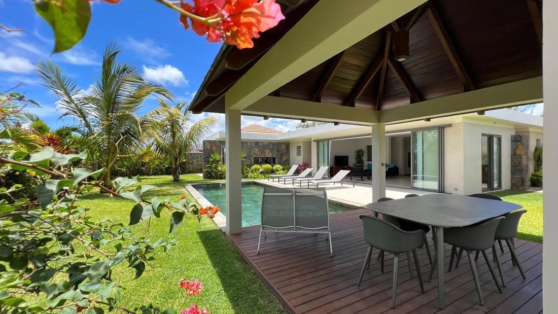 House in Grand Baie, Rivière du Rempart District, Mauritius 1 - 13764806