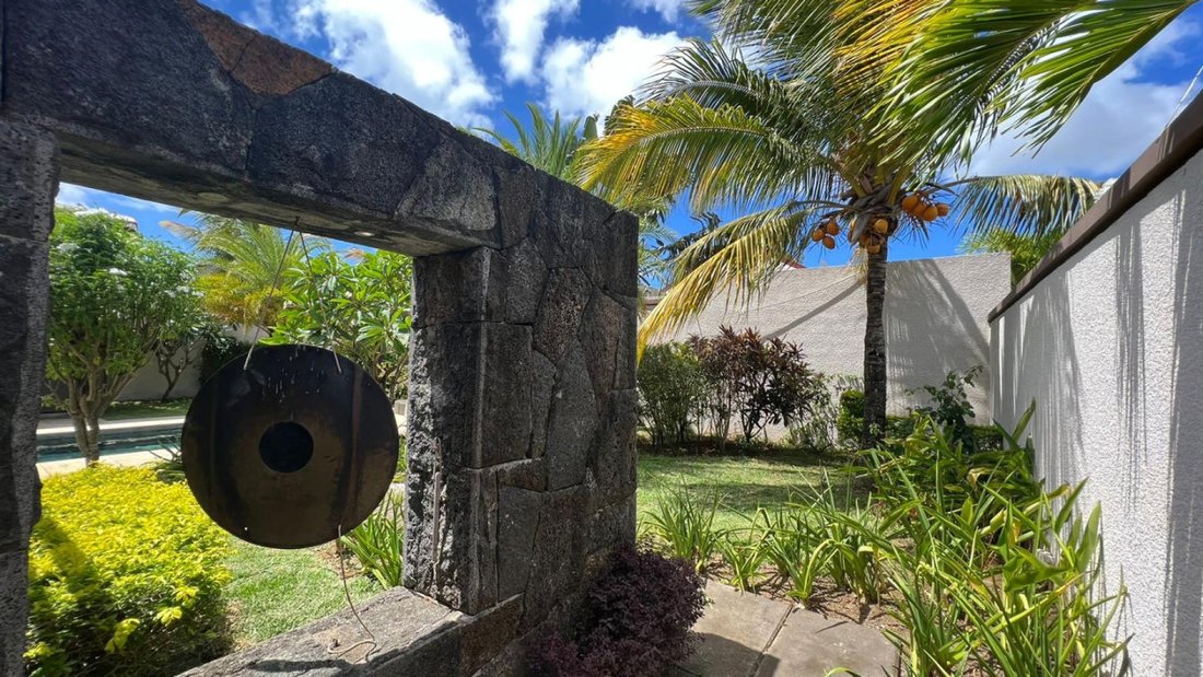 House in Grand Baie, Rivière du Rempart District, Mauritius 2 - 13765004