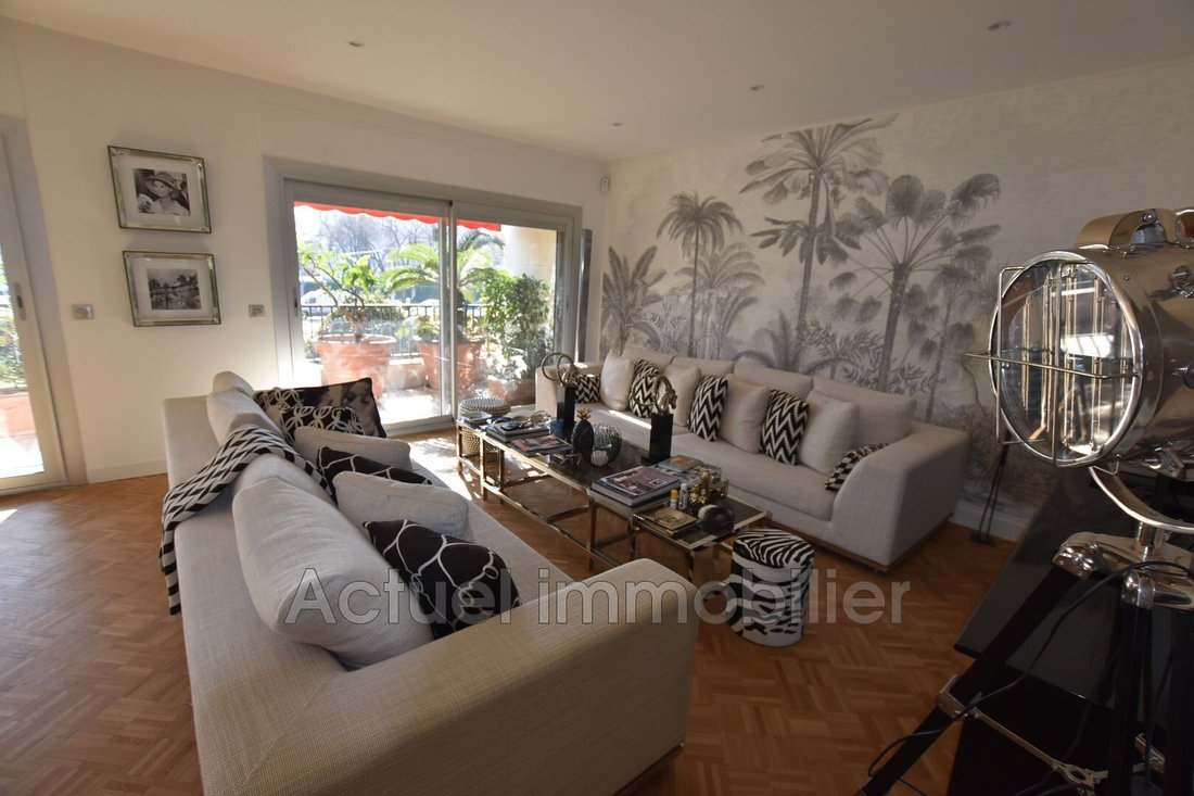 Apartamento en Marsella, Provenza-Alpes-Costa Azul, Francia 1 - 13764060