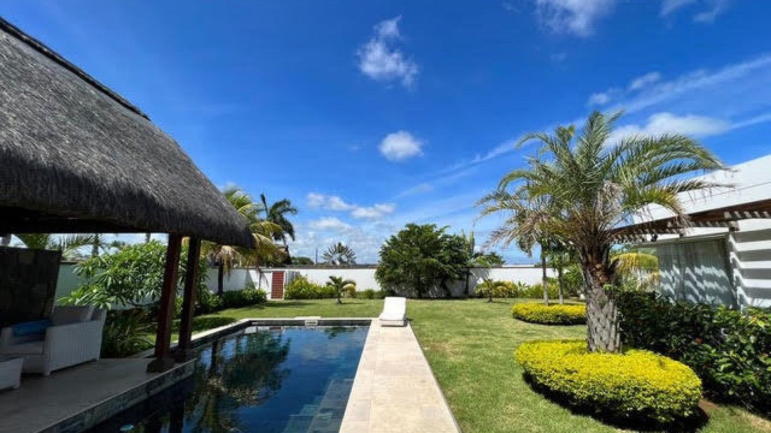 House in Grand Baie, Rivière du Rempart District, Mauritius 4 - 13764899