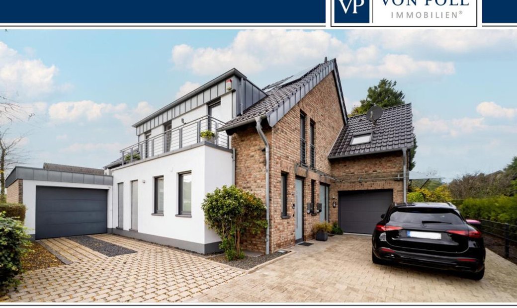 House With Separate Apartment And In Neuss, North Rhine Westphalia