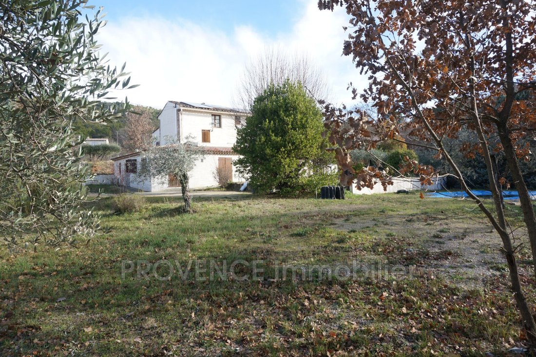 Villa in Villecroze, Provence-Alpes-Côte d'Azur, France 1 - 13764078