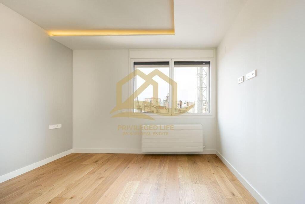 Apartment in Eixample, Barcelona, Spain 4 - 13620063