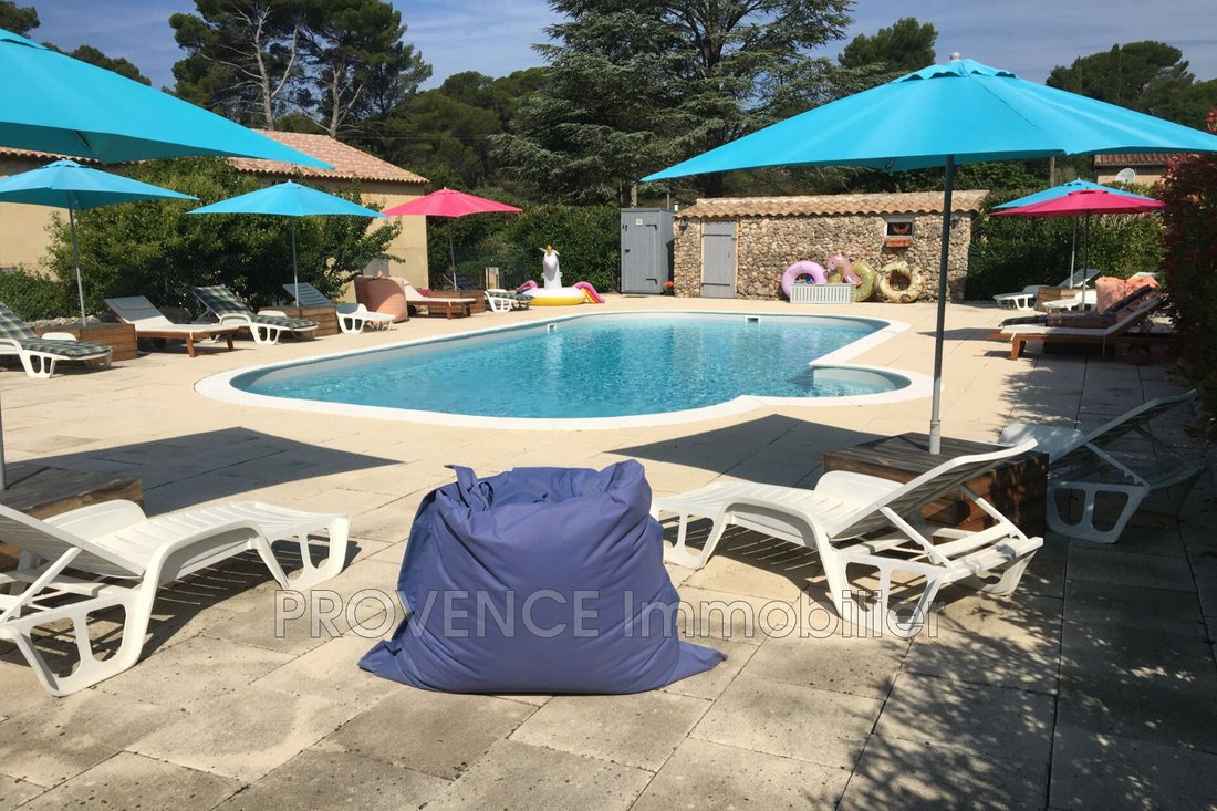 Villa in Villecroze, Provence-Alpes-Côte d'Azur, France 2 - 13764073