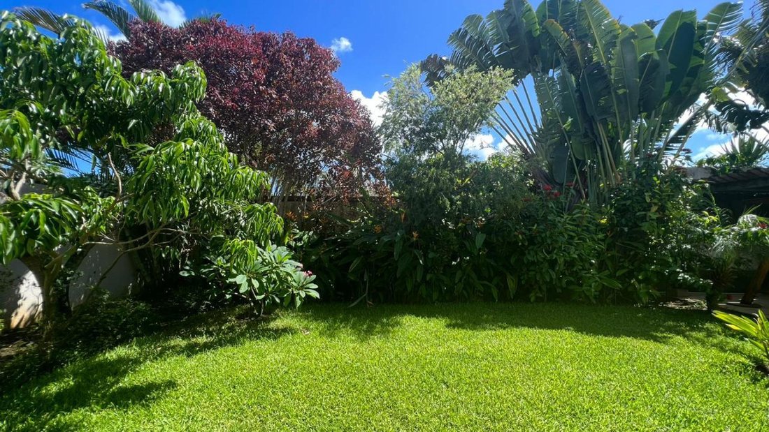 House in Grand Baie, Rivière du Rempart District, Mauritius 2 - 13764909