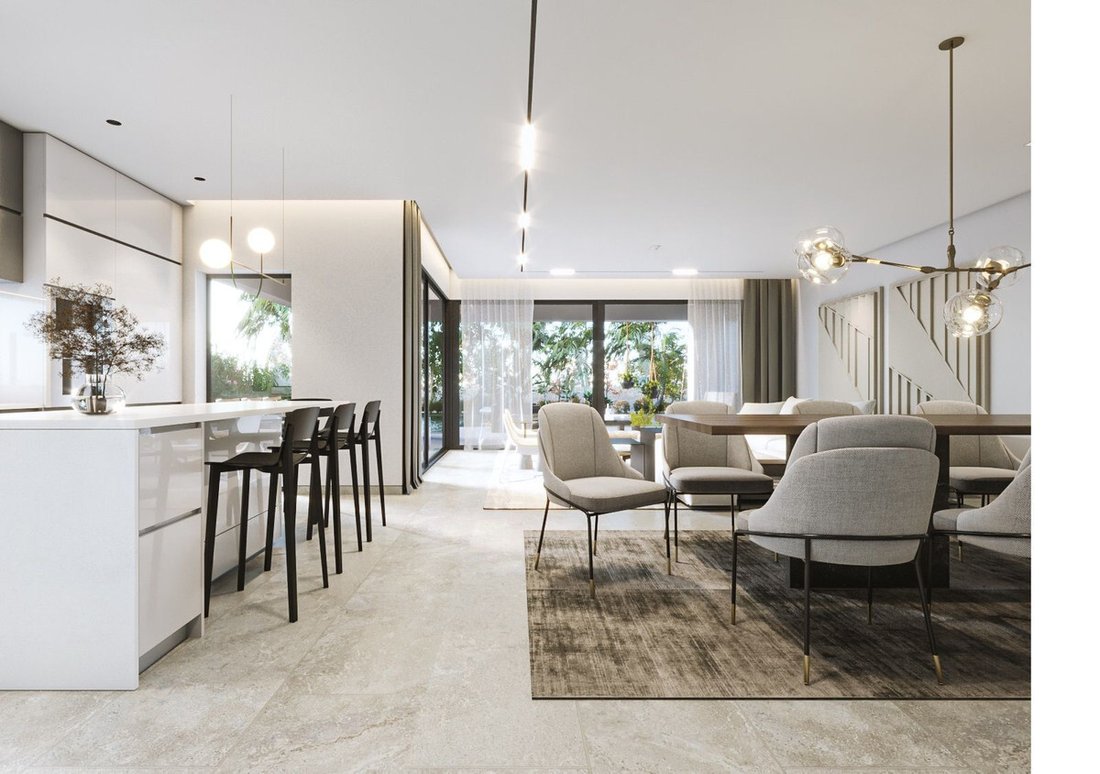 Villa in Estepona, Andalusia, Spain 2 - 13764053