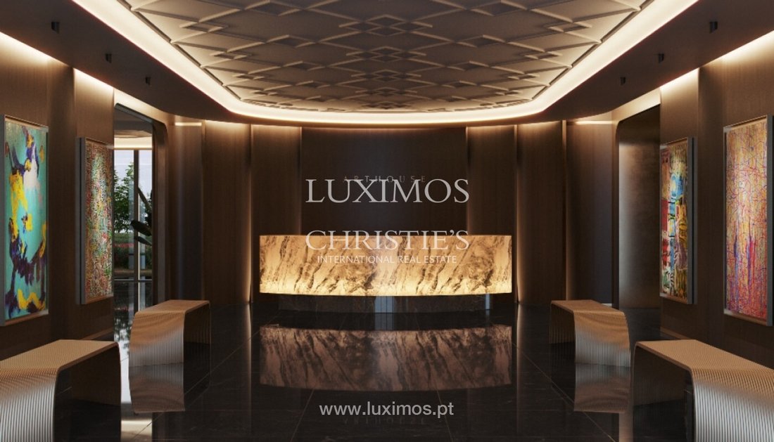 Apartment in Lordelo do Ouro e Massarelos, Porto District, Portugal 1 - 13744967