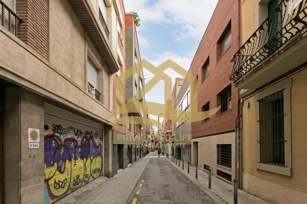 Apartment in Sarrià-Sant Gervasi, Barcelona, Spain 2 - 13605171