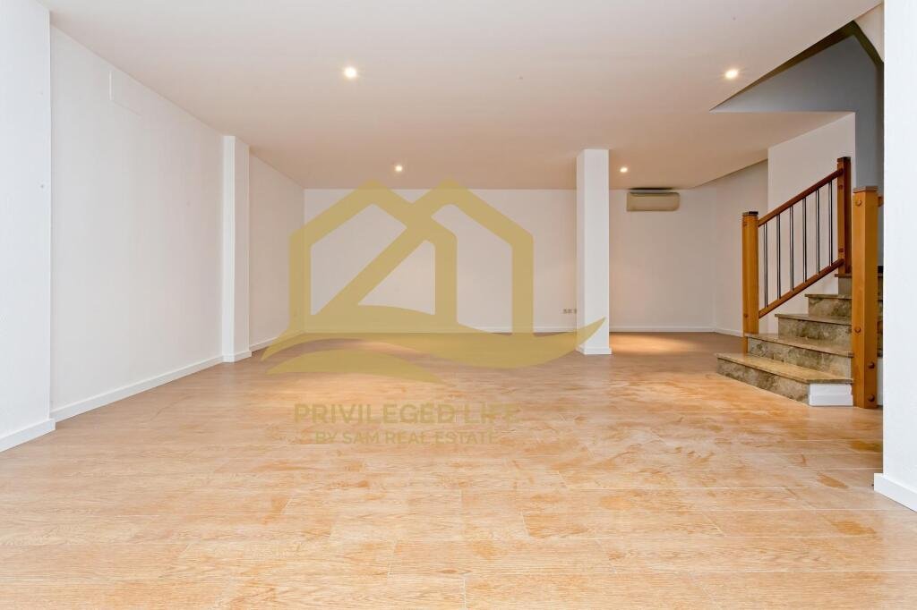Apartment in Sarrià-Sant Gervasi, Barcelona, Spain 1 - 13605170