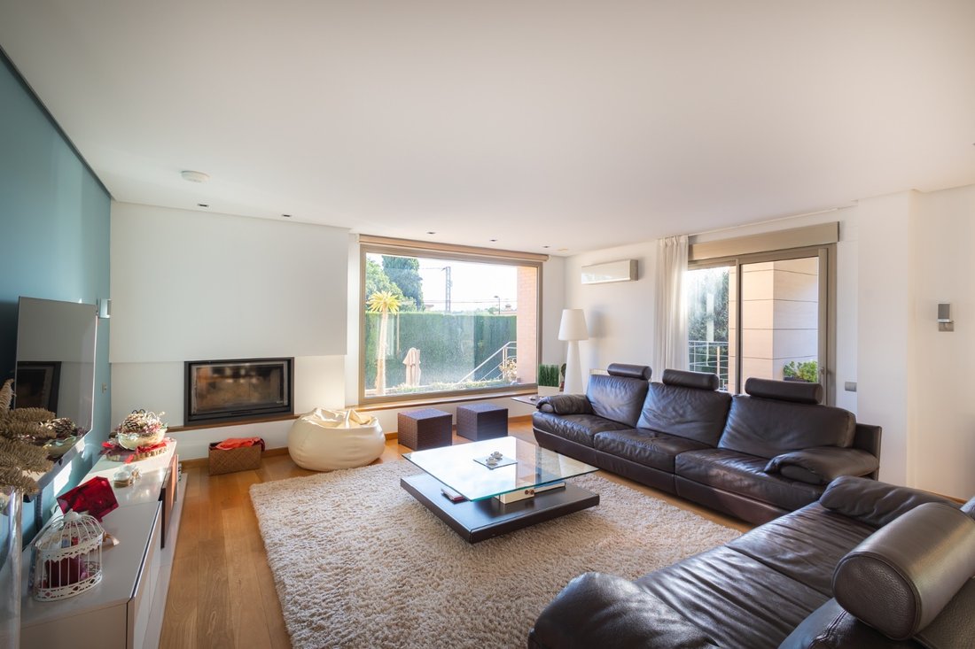 Villa in Torrent, Valencian Community, Spain 2 - 13766273
