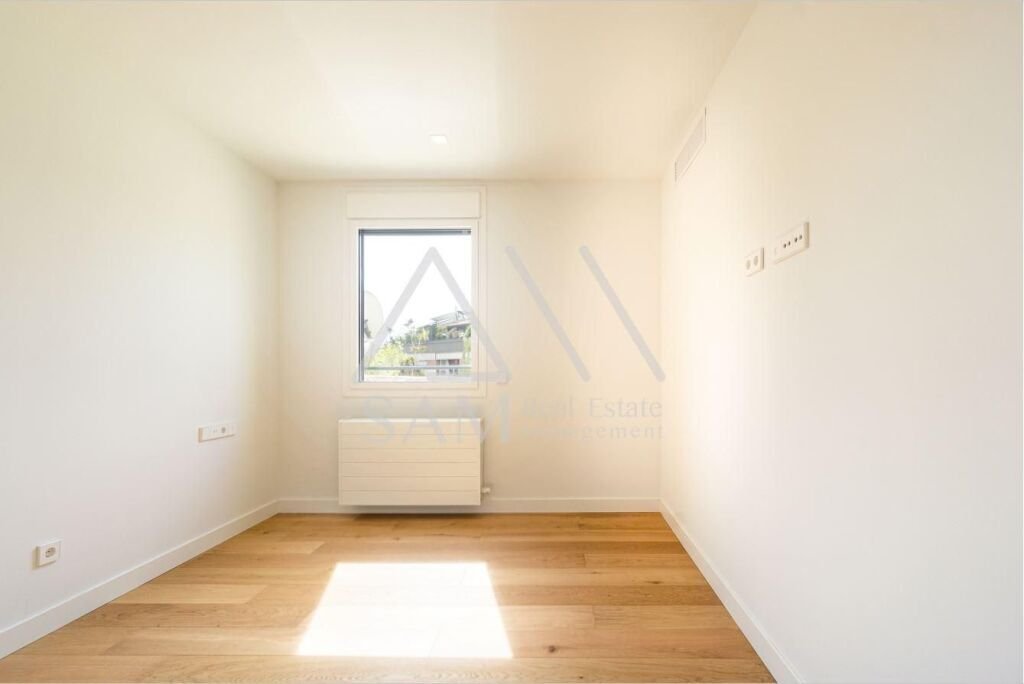 Apartment in Eixample, Barcelona, Spain 3 - 13561007