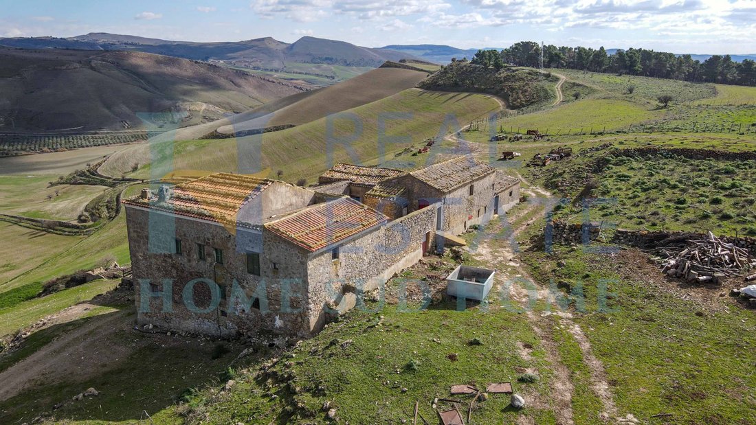 Farm Ranch in Enna Alta, Enna, Sicily 4 - 13773467