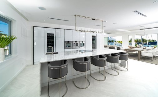 Condo in Nassau, New Providence, The Bahamas 1