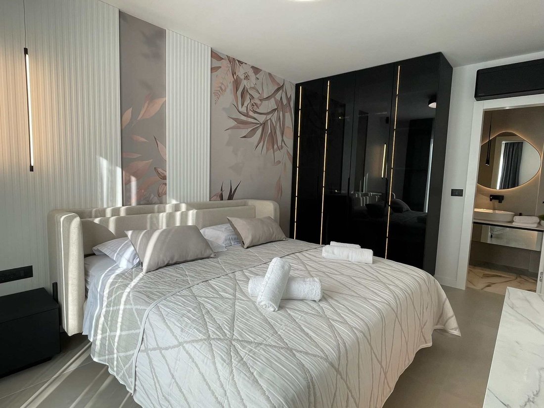 Villa in Okrug Gornji, Split-Dalmatia County, Croatia 2 - 13773481